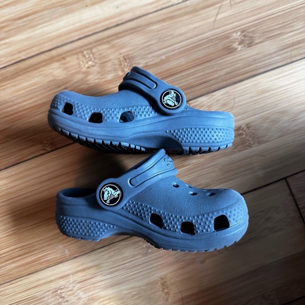 Toddler Crocs - Charcoal Gray - Size C5